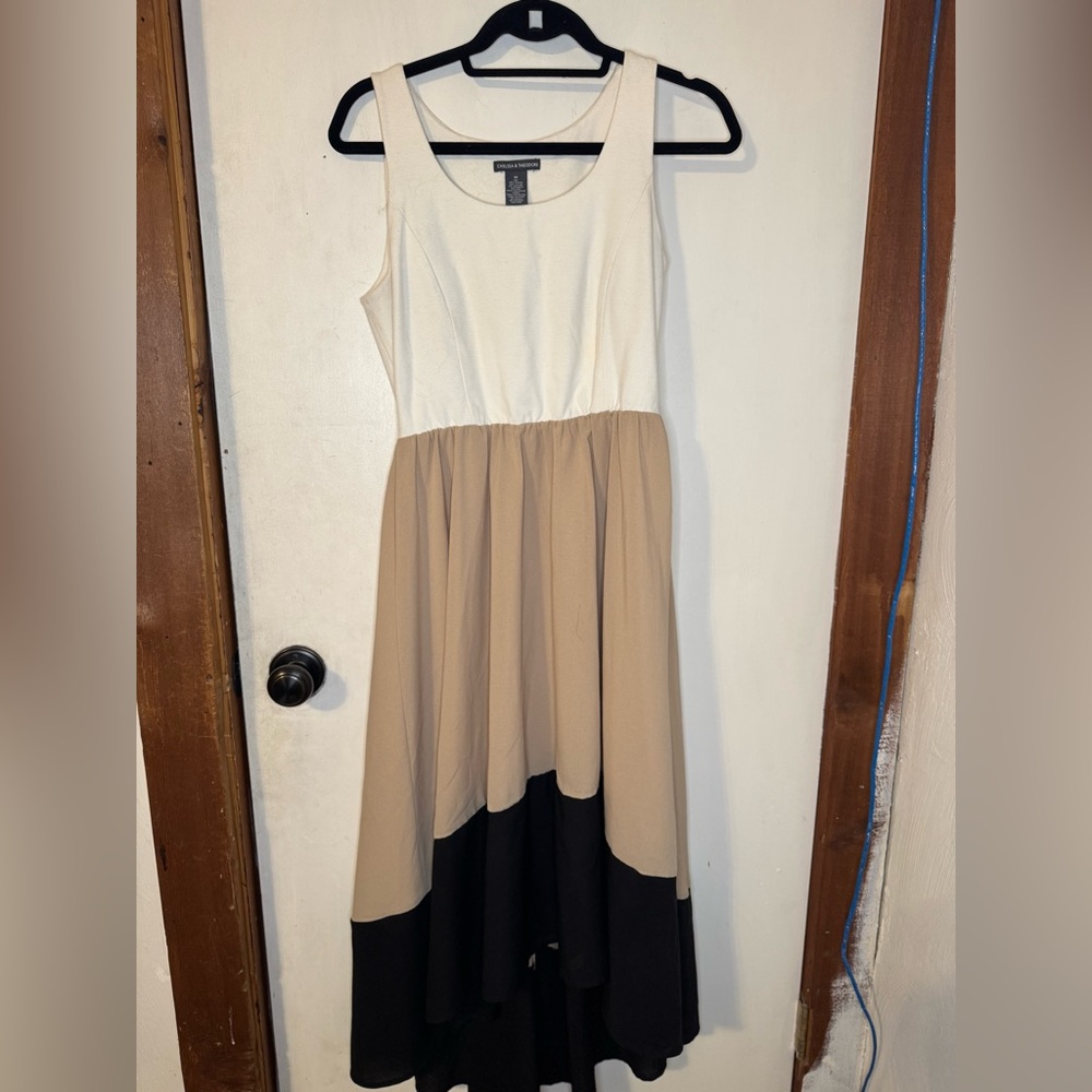 Chelsea & Theodore Cream Tan Black Midi Dress